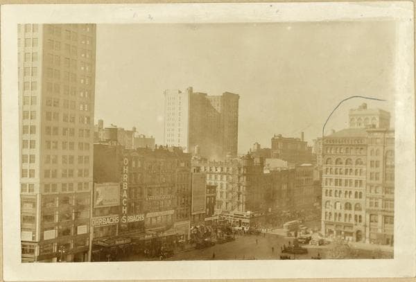 Manhattan: 14th Street - Broadway, 1928–1930