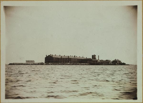 Islands - Hoffman Island