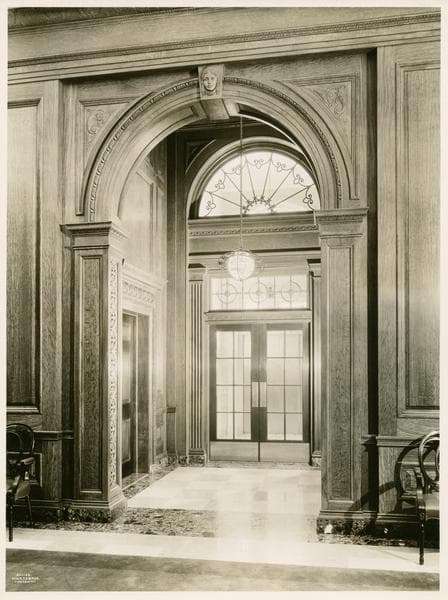 35 East 72nd Street - Madison Avenue