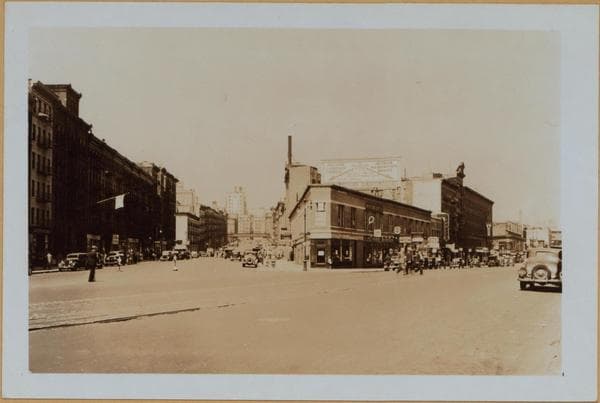 Manhattan: La Salle Place - 125th Street (West), 1938