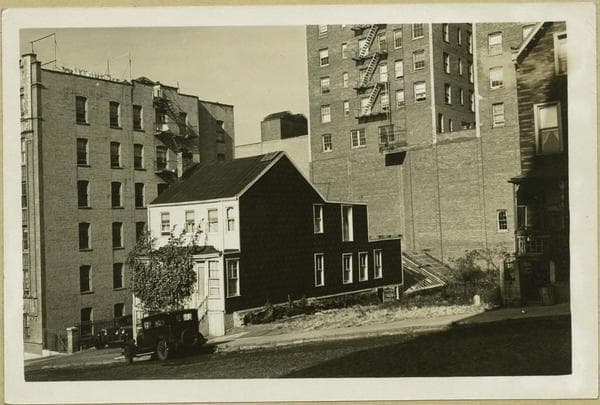 Manhattan: 187th Street (West) - Broadway, 1933–1934