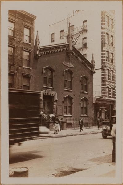 Manhattan: 11th Street (East) - Avenue B, 1930