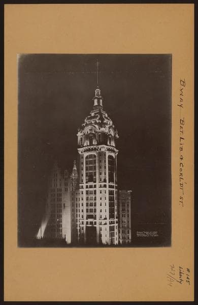 Manhattan: Broadway - Liberty Street