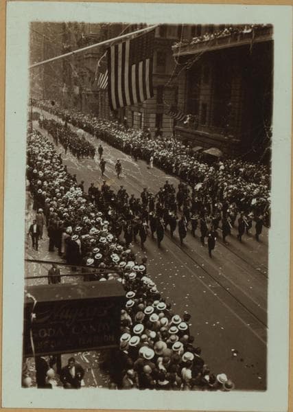 Celebrations - Parades - Municipal events - Welcome to Post and Gatty., 1931; 1931-07