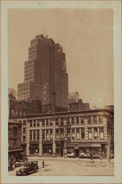 Manhattan: Water Street - Fulton Street, 1929