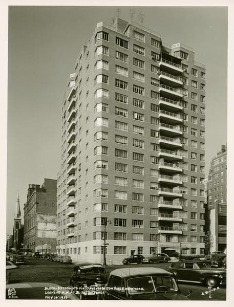 36 Sutton Place - East 55th Street (looking northwest), 1950-11-14