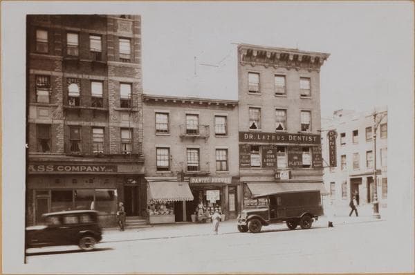 Manhattan: 10th Avenue - 44th Street, 1932