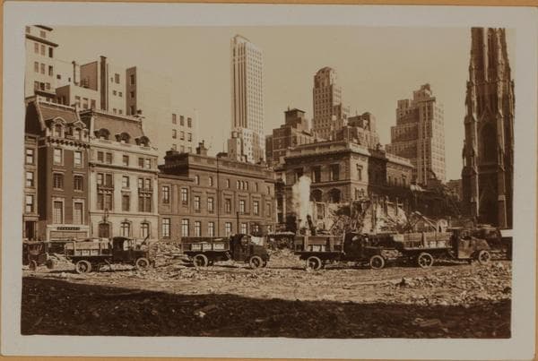 Manhattan: 51st Street - 5th Avenue, 1932