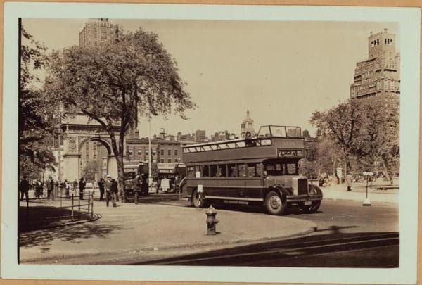 Manhattan: Washington Square South - Thompson Street, 1935