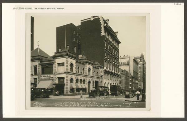 52nd Street (East) #28-36 - Madison Avenue, northwest corner, 1926-07-30