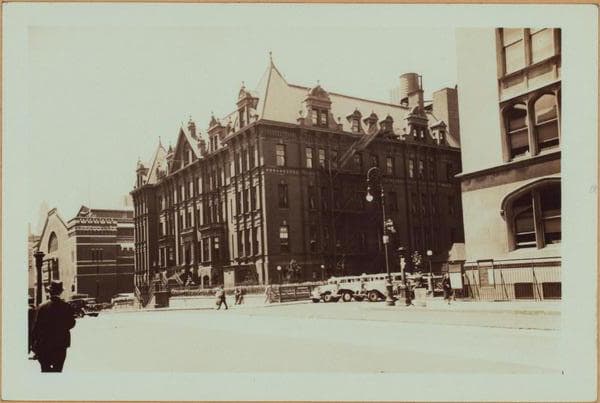 Manhattan: Lexington Avenue - 66th Street, 1927–1937