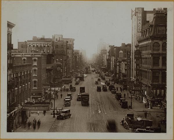 Manhattan: 2nd Ave. - 1st St.