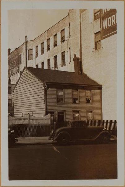 Manhattan: 126th Street (West) - 127th Street (West), 1932–1934