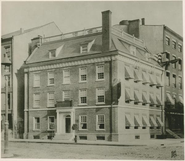 Pearl Street #54 - Broad Street, southeast corner