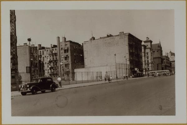 Manhattan: 106th Street (East) - 5th Avenue, 1942