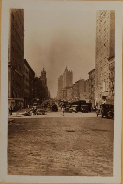Manhattan: 1st Ave. - 48th St., 1930–1939