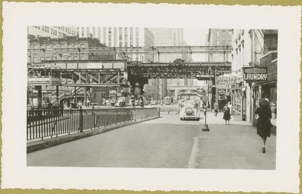42nd Street (East) - Second Avenue looking west, 1942-08-24