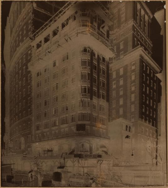 Manhattan: Broadway - Beaver Street, 1923