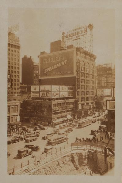 Manhattan: Broadway - 48th Street, 1930