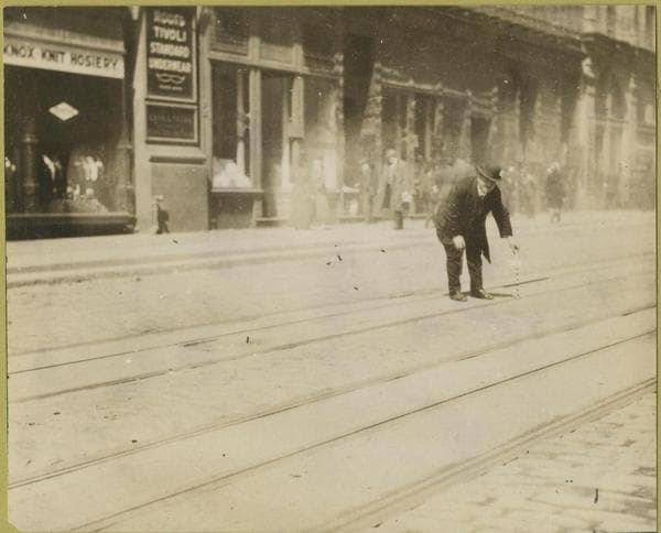 Broadway #573, 1915-04-09