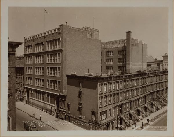Manhattan: 105th Street - Lexington Avenue, 1935