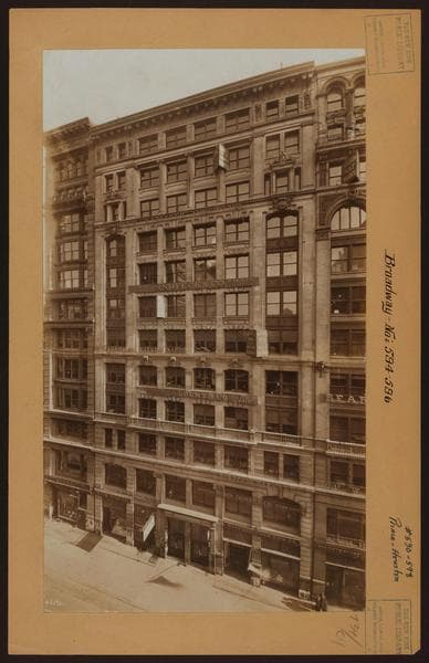 Manhattan: Broadway - Prince Street, 1920