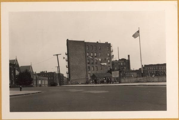 Bronx: 182nd Street - Belmont Avenue