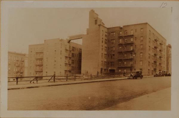 Manhattan: 122nd Street (West) - Broadway, 1929–1933