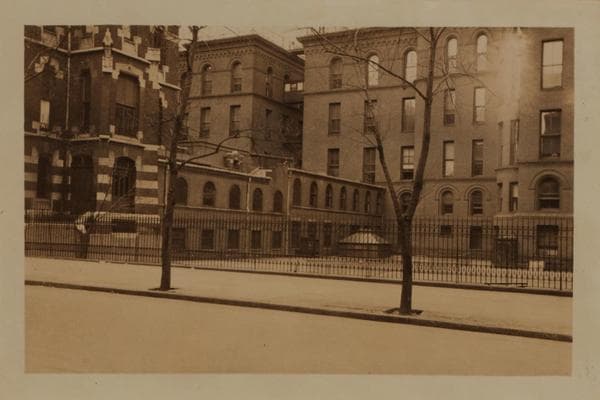 Manhattan: 70th Street - Madison Avenue, 1928