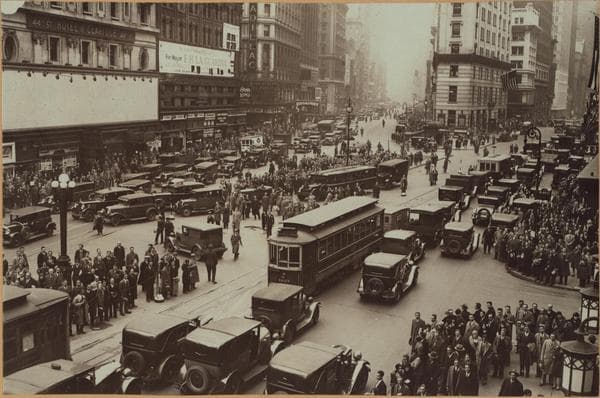 Manhattan: Broadway - 44th Street, 1929