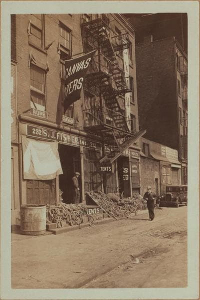 Manhattan: South Street - Market Slip, 1934