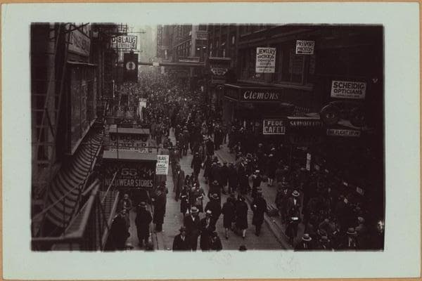 Manhattan: Nassau Street - Maiden Lane, 1935