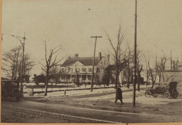 Queens: Collins Place - Northern Boulevard, 1923–1924