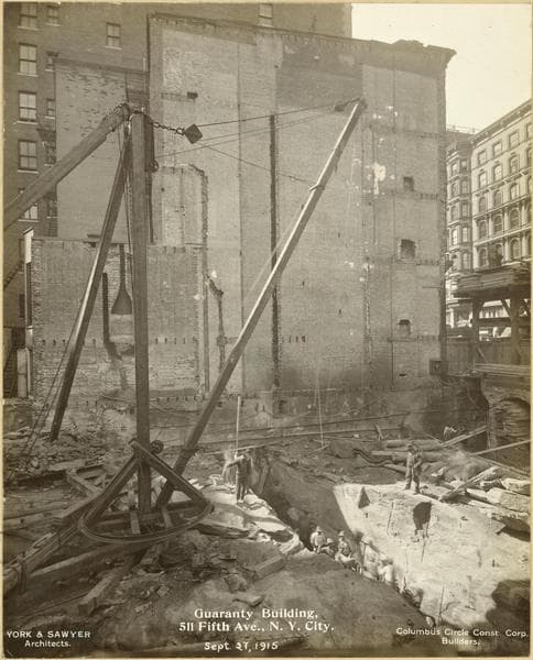 Manhattan: 5th Avenue - 43rd Street, 1915