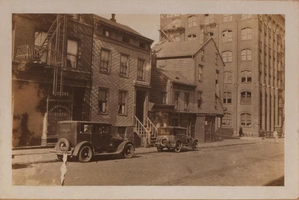 Brooklyn: Henry Street - Cranberry Street, 1922–1931