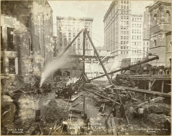 Manhattan: 5th Avenue - 43rd Street, 1915
