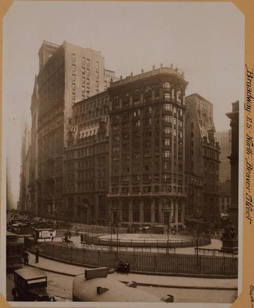 Manhattan: Broadway - Beaver Street, 1920