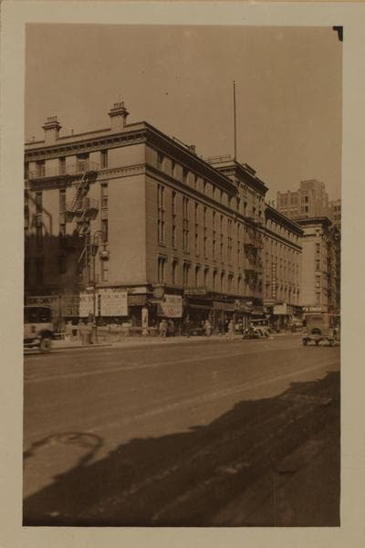 Manhattan: Broadway - 51st Street, 1928