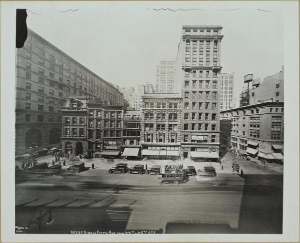Manhattan: 5th Avenue - 44th Street