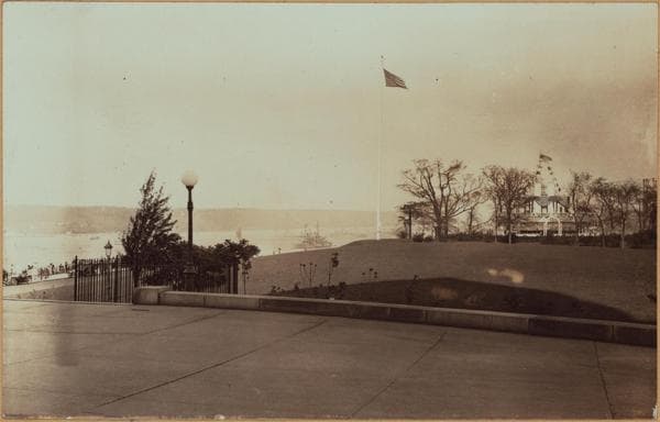 Manhattan: Riverside Park - Claremont Inn - Between 72nd and 125th Streets (West)., 1912