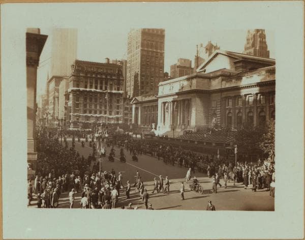 Celebrations - Parades - Municipal Events - American Legion Parade., 1937