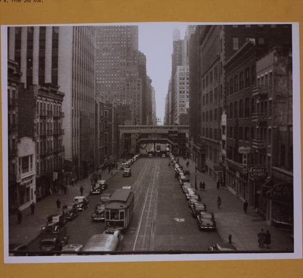Manhattan: 42nd Street (East) - 2nd Avenue, 1942