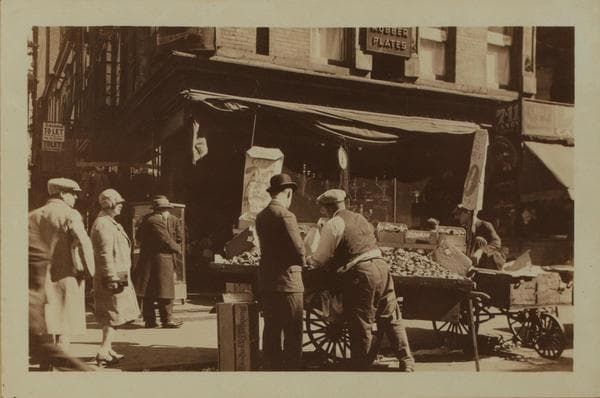 Occupations - Peddlers - Food - Refreshments - Cakes - Pastry., 1928