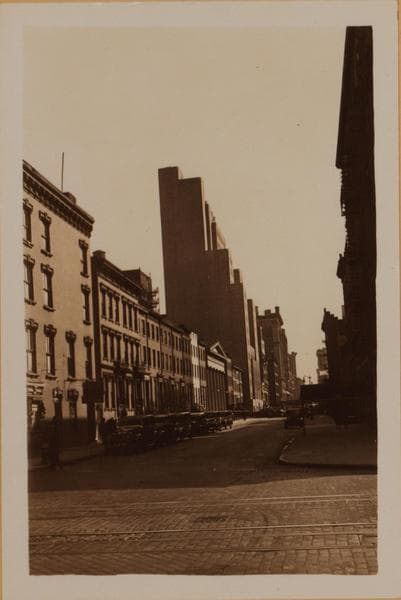 Manhattan: 13th Street - 7th Avenue, 1933
