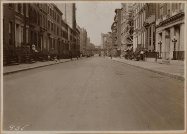 Manhattan: 11th Street - 5th Avenue, 1921