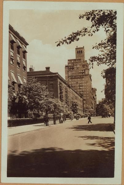 Manhattan: Washington Square North - 5th Avenue, 1935-06-01
