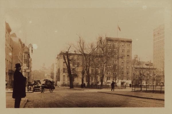 Manhattan: Washington Square West - 4th Street, 1927
