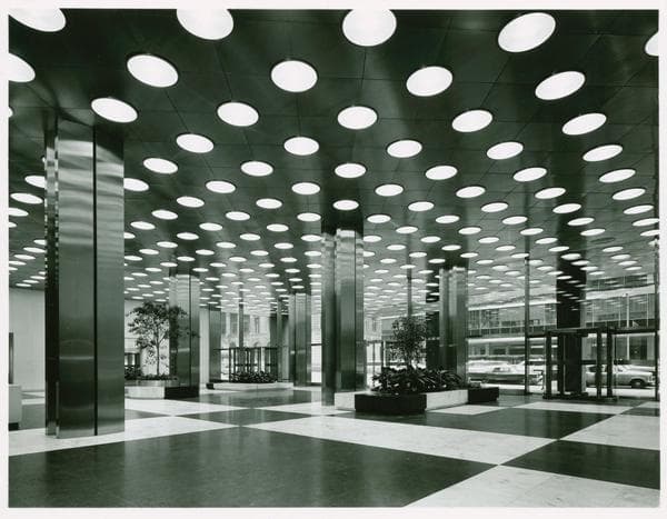 Park Avenue (East 53rd Street - East 54th Street)
