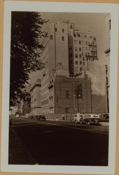 Manhattan: 5th Avenue - 66th Street, 1939