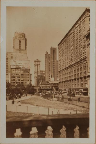 Manhattan: 42nd Street (West) - 6th Avenue, 1930–1934
